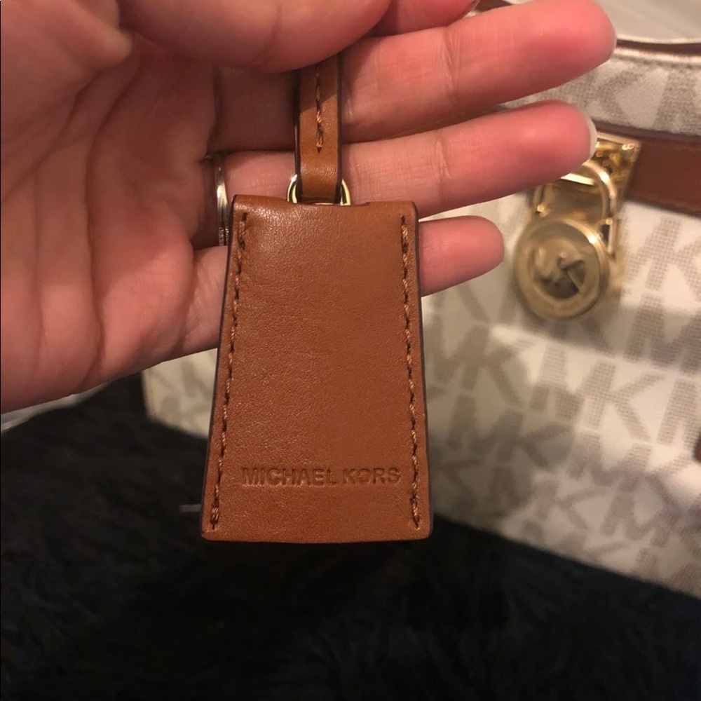 Michael kors bag - Picture 3 of 11